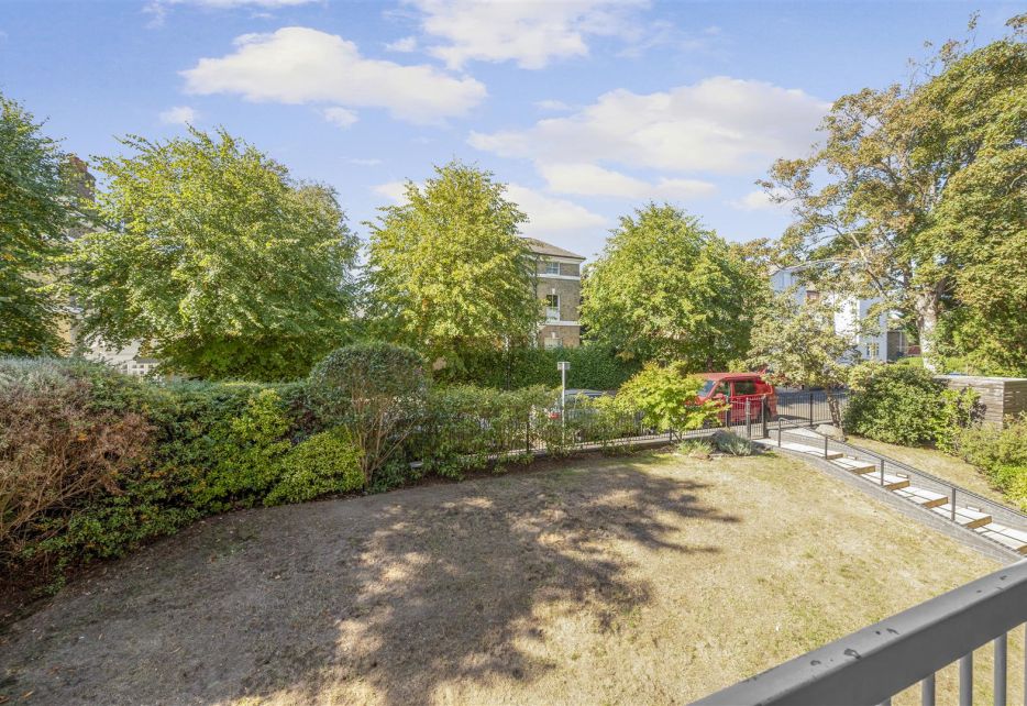 Warwick Court, Lansdowne Road, Wimbledon, SW20