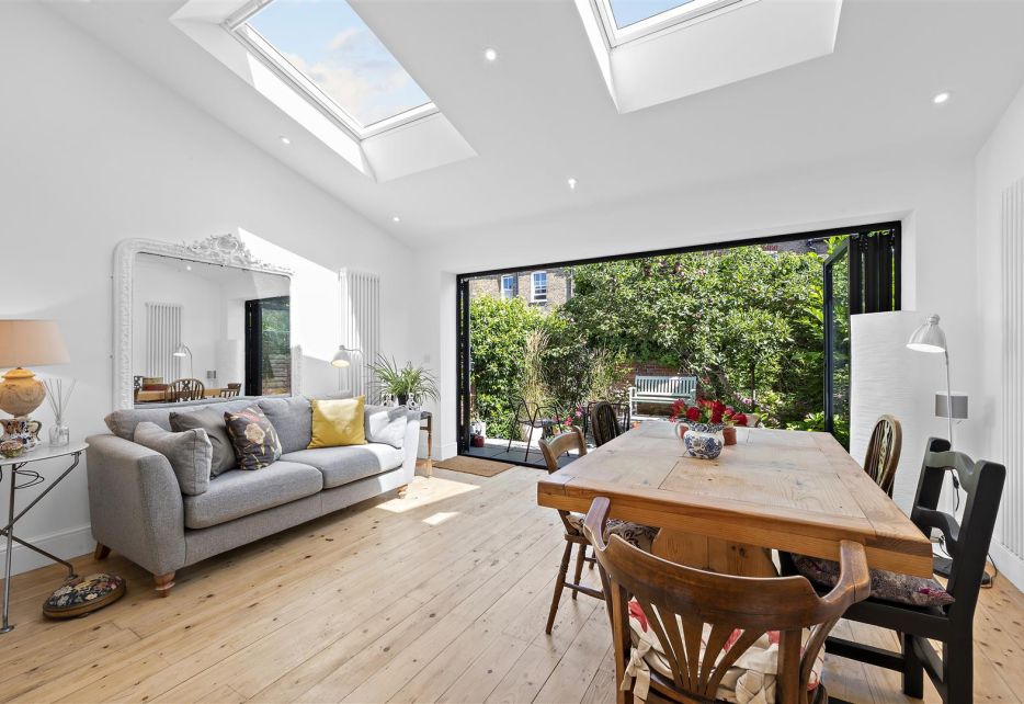 Tolverne Road, West Wimbledon, SW20
