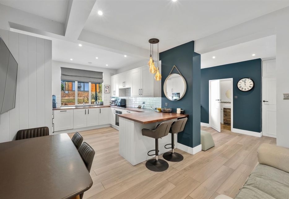 Hunter Road, West Wimbledon, SW20