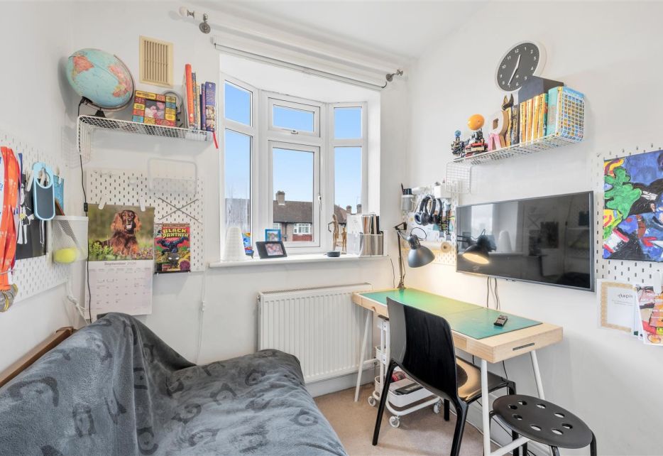 Thurleston Avenue, Morden, SM4