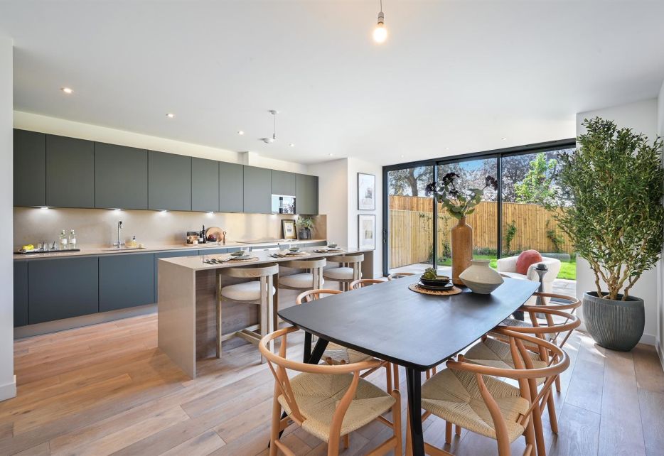 Holland Court, Cottenham Park Road, West Wimbledon, SW20