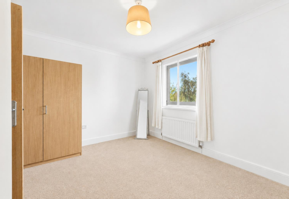 Hartfield Crescent, London