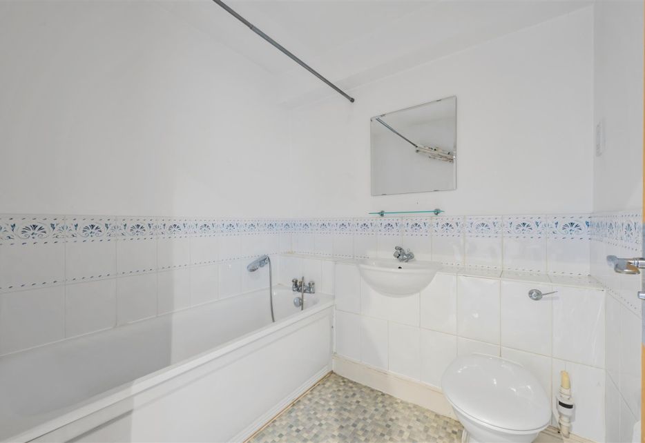 Hartfield Crescent, London