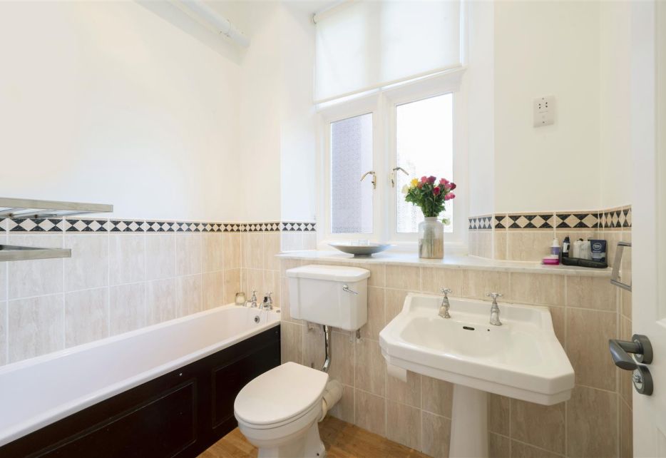 The Downs, Wimbledon, SW20