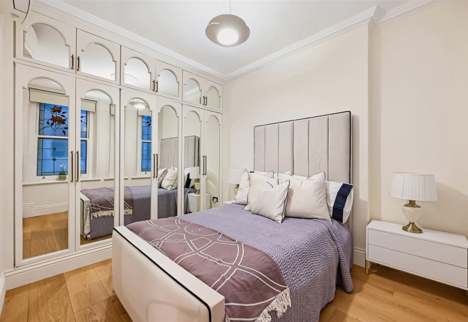 Albert Hall Mansions, Kensington Gore, SW7